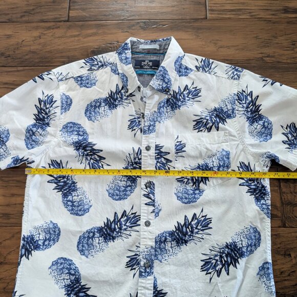 Pineapple short sleeve button down shirt blue size medium - Picture 10 of 15